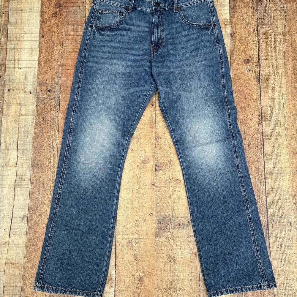 Wrangler Retro Authentic Classic Blue Denim Jeans size 33 waist 32 Length